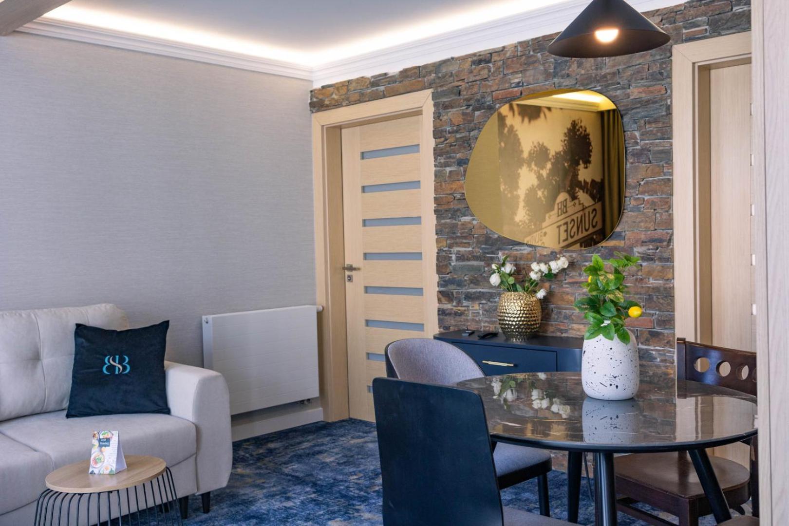 Boulevard Boutique Suites Леба Екстер'єр фото